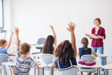 Intelligenza Artificiale: Un Nuovo Strumento per la Scuola e Non Solo